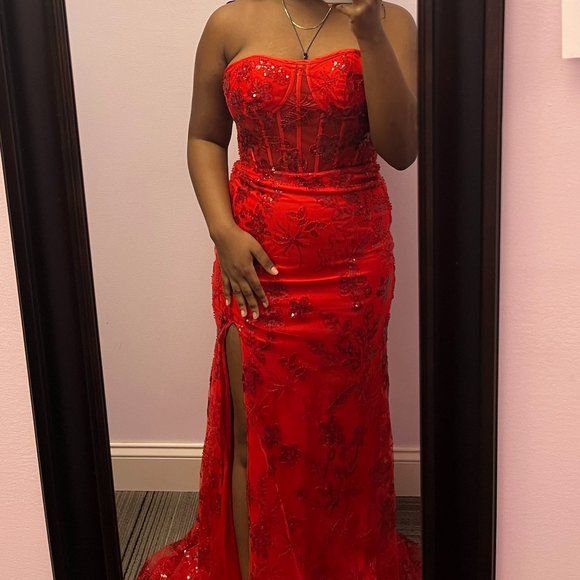 Colette, Size 10,  Candy Apple - Picture 4 of 8